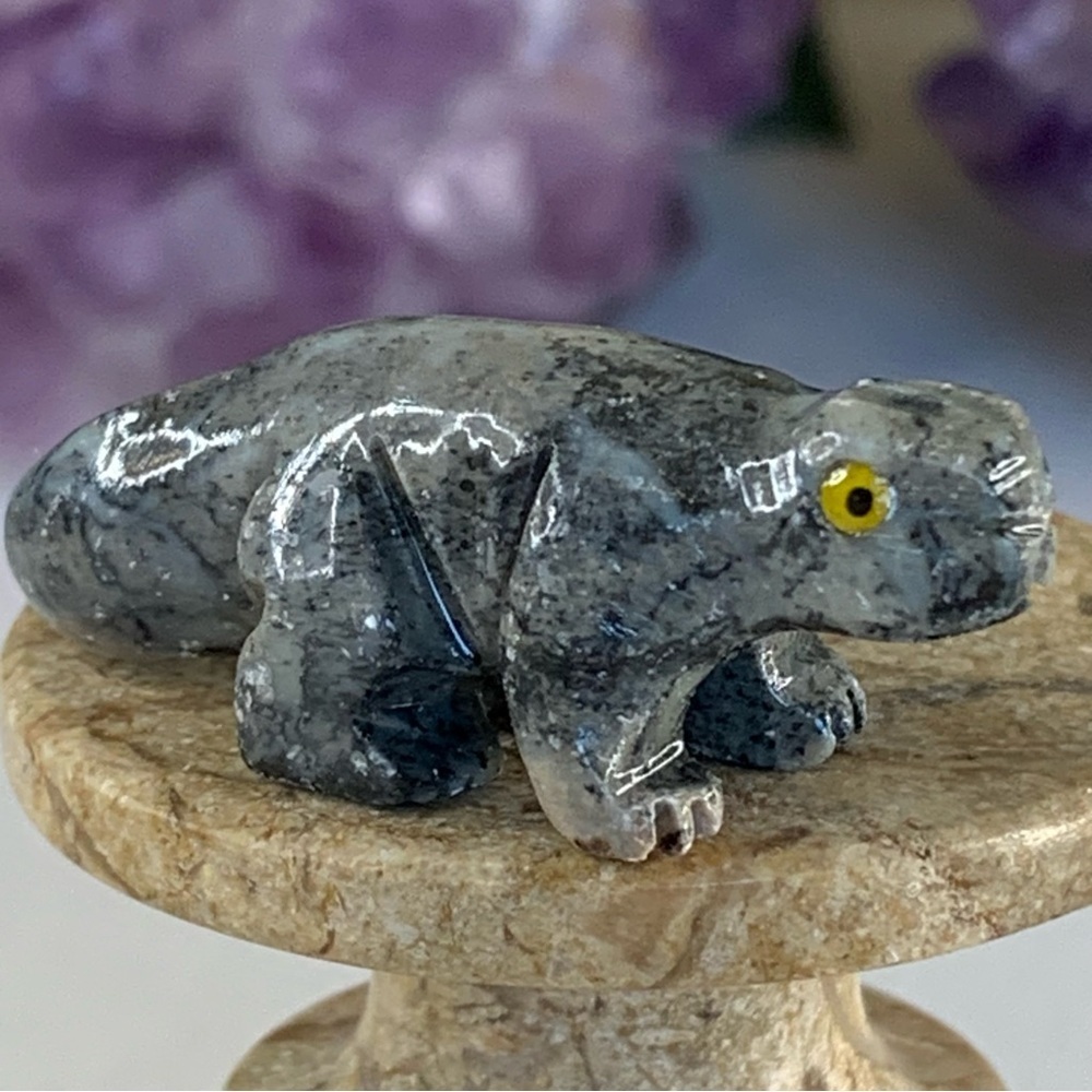 Miniature LIZARD Soapstone Figurine Stone Carving MINI Hand Carved Animal Figure